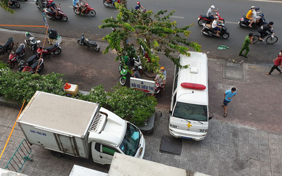 Hé lộ hình ảnh cuối cùng của 2 cô gái trước khi rơi lầu chung cư tử vong