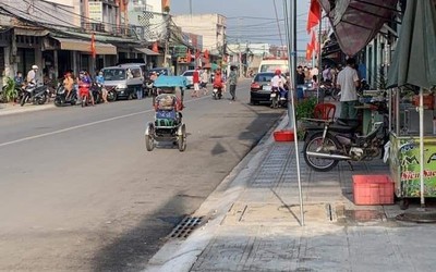 Bình Dương: Cảnh sát vây bắt đối tượng chém tử vong vợ "hờ" tại phòng trọ