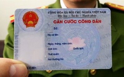 Bắt đối tượng làm giả CCCD để mở tài khoản ngân hàng đem bán