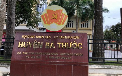 Thanh Hóa: Một trưởng phòng bị cách chức vì có "vợ lẽ, con riêng"