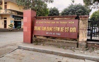 Một người bị gãy chân tại Trung tâm đăng kiểm 36-01S do tại nạn hy hữu