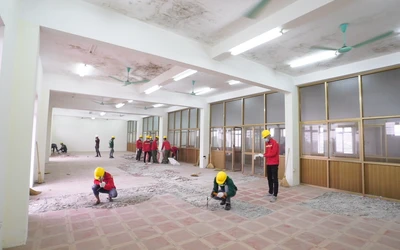 Cận cảnh thi công bệnh viện dã chiến tại Hải Dương