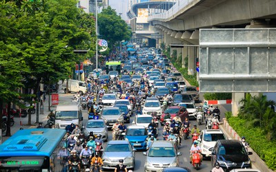 5 nguyên nhân gây ùn tắc giao thông ở Hà Nội