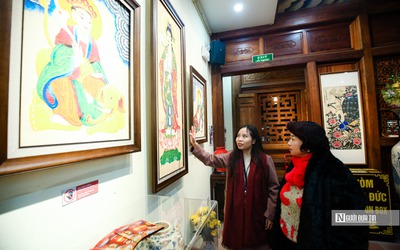 Hà Nội: Ngắm triển lãm tranh dân gian Hàng Trống xưa và nay