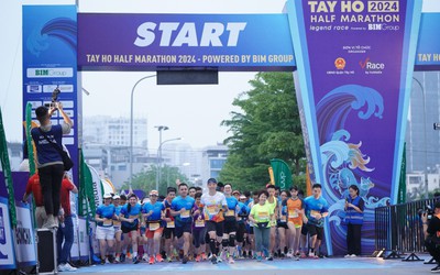 Hơn 10.000 VĐV tranh tài tại giải chạy bán marathon lớn nhất Việt Nam