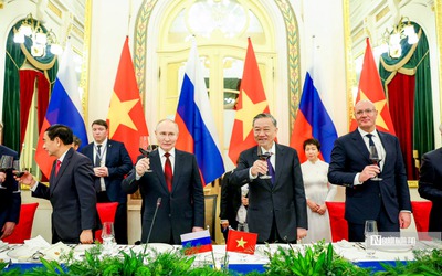 Chủ tịch nước Tô Lâm chủ trì Tiệc chiêu đãi Tổng thống Putin