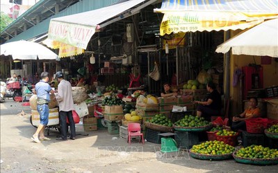 Phê chuẩn quyết định khởi tố và tạm giam 3 đối tượng trong vụ 'bảo kê' ở chợ Long Biên