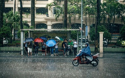 Dự báo thời tiết ngày 30/4/2022: Vùng áp thấp trên biển có khả năng mạnh lên