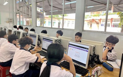 Học sinh trung học bắt đầu học tin học theo chuẩn quốc tế