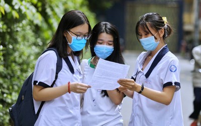 Tuyển sinh 2023: Cần cân nhắc "bài toán học phí" khi chọn ngành, chọn trường