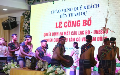 Ra mắt CLB UNESCO Nghiên cứu - Sưu tầm cổ vật Lâm Đồng