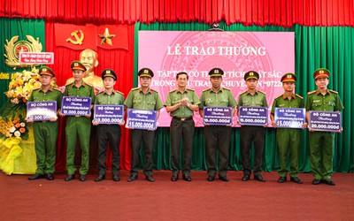 Tây Ninh: Khen thưởng lực lượng phá chuyên án ma túy lớn