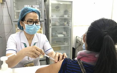 TP.HCM khan hiếm vắc-xin phòng dại, người dân lo sợ