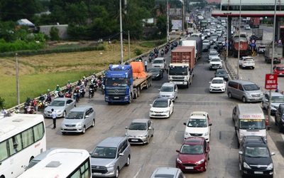 Bảo đảm an toàn giao thông dịp 2/9 và năm học mới