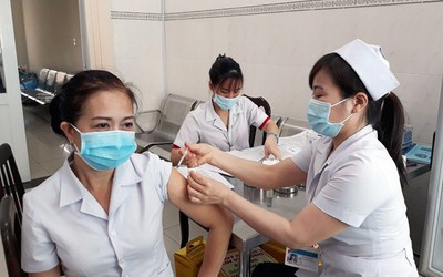 Tp.HCM: Hơn 13.000 người tiêm vắc-xin phòng Covid-19 trong dịp Tết Nguyên đán 2022