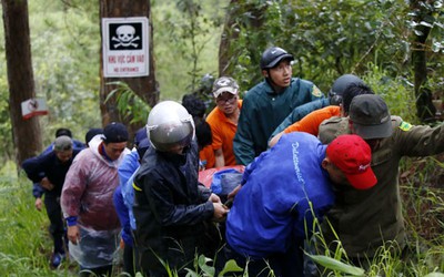 Lâm Đồng: Nhảy thác sai kỹ thuật, du khách ngoại quốc tử vong