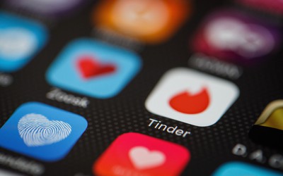 Ứng dụng hẹn hò Tinder tung bản cập nhật để bảo vệ cộng đồng LGBTQ