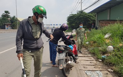 Đồng Nai: Người đi đường tự giác bảo vệ tài sản cho nạn nhân bị TNGT