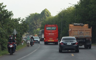 Đồng Nai: Những pha vượt ẩu “lạnh người” trên Quốc lộ 20