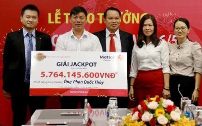 Tỉ phú Vietlott không giấu mặt đã tiêu "núi tiền" như thế nào?