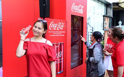 Cấm quảng cáo Coca-Cola vì thuần phong mỹ tục: Chuyên gia quản lý văn hóa phản bác