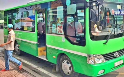 Tp.HCM: Xe buýt tại “vùng xanh” hoạt động lại sau 4 tháng giãn cách