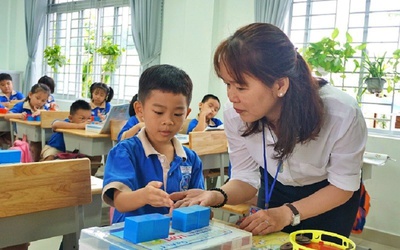 Lúng túng chương trình mới, các trường học tại Tp.HCM ứng phó ra sao?