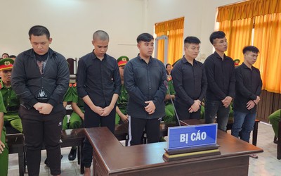 Phạt tù nhóm thanh niên mua bán, tàng trữ vũ khí quân dụng