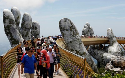 "Thiên đường" du lịch Đà Nẵng: Người Trung Quốc, Hàn Quốc làm tour "chui"