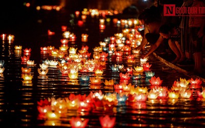 Lung linh lễ hội hoa đăng mừng Đại lễ Phật đản Vesak 2019