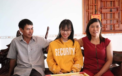 Thủ khoa Đắk Lắk giành điểm 10 Lịch sử, một lòng theo đuổi ước mơ báo chí