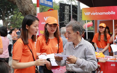 Khách hàng ùn ùn đòi chuyển mạng giữ số, Vietnammobile "lo sốt vó"