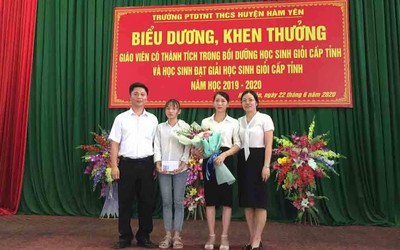 Học trò đi thi không đoạt giải, thầy hiệu trưởng làm điều này khiến ai cũng xúc động