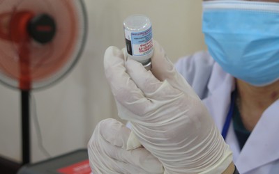 Khánh Hòa tăng cường các biện pháp đảm an toàn tiêm chủng phòng Covid-19