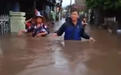 Khánh Hòa: Hơn 50 căn nhà ở huyện Vạn Ninh ngập sâu do mưa lớn