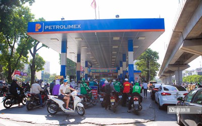 Petrolimex “bỏ túi” hơn 8 tỷ đồng tiền lãi mỗi ngày