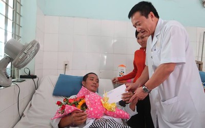 Ngư dân Trường Sa gặp nạn nguy kịch khi đánh cá hồi sinh kỳ diệu