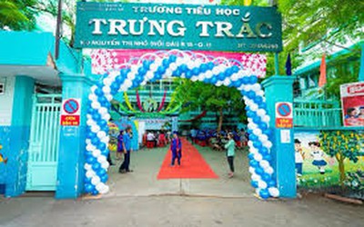 TP.HCM: 22 học sinh tiểu học nhập viện nghi ngộ độc thực phẩm