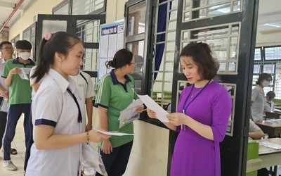 Điểm chuẩn Đại học KHXH&NV Tp.HCM: Ngành báo chí dẫn đầu