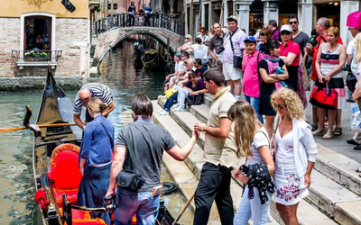 Thu phí vào thành phố du lịch: “Thiên đường” Venice cũng trầy trật