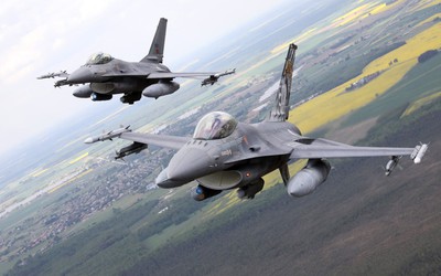 Ukraine đang “dọn ổ” đón “Chim Cắt” F-16?