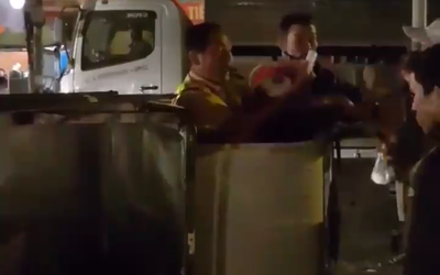 Tạm giữ tài xế xe tải đánh CSGT ở Đồng Nai