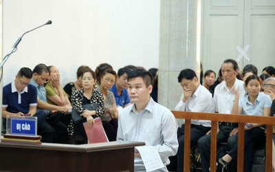 Màn tranh luận “nghẹt thở” trong vụ án tiến sĩ dạy học làm giàu