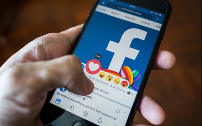 Meta “dọa” xóa tin tức khỏi Facebook