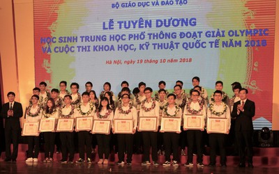 Nỗ lực vươn lên chiếm lĩnh đỉnh cao về trí tuệ và sáng tạo khoa học công nghệ