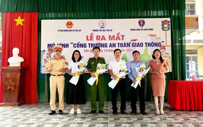 Bình Phước: Đẩy mạnh mô hình cổng trường an toàn giao thông