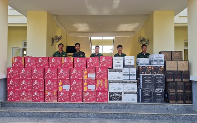 Bình Phước: Thu giữ số lượng lớn rượu ngoại ở khu vực biên giới