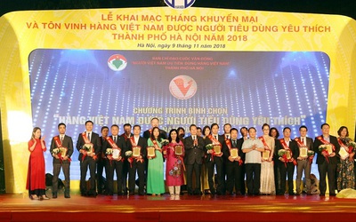 Viên khớp Tâm Bình được vinh danh Top 1 “Hàng Việt Nam được người tiêu dùng yêu thích” năm 2018