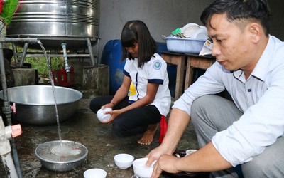 Chuyện ghi ở ngôi trường học sinh đang nghe giảng bỗng bỏ chạy khi thấy đoàn thanh tra