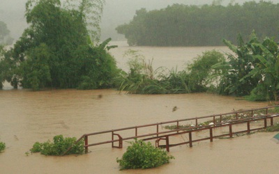 Hòa Bình: Mưa lớn gây ngập nước, sạt lở đất